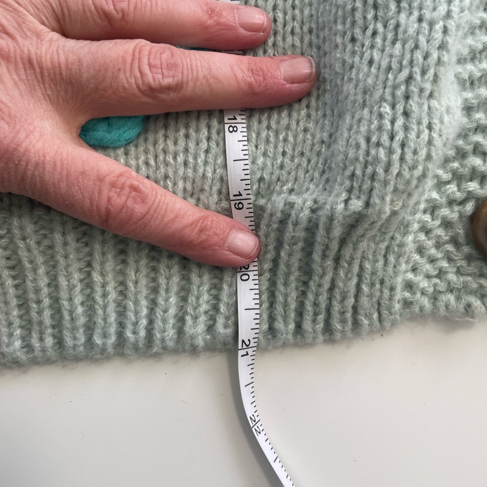 Floral Embroidered Cardigan - Green - Picture 4 of 7